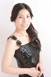 ピアノ 川瀬 麻子 Kawase Asako
